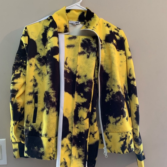 Fashion Nova Tracksuit - Picture 2 of 3